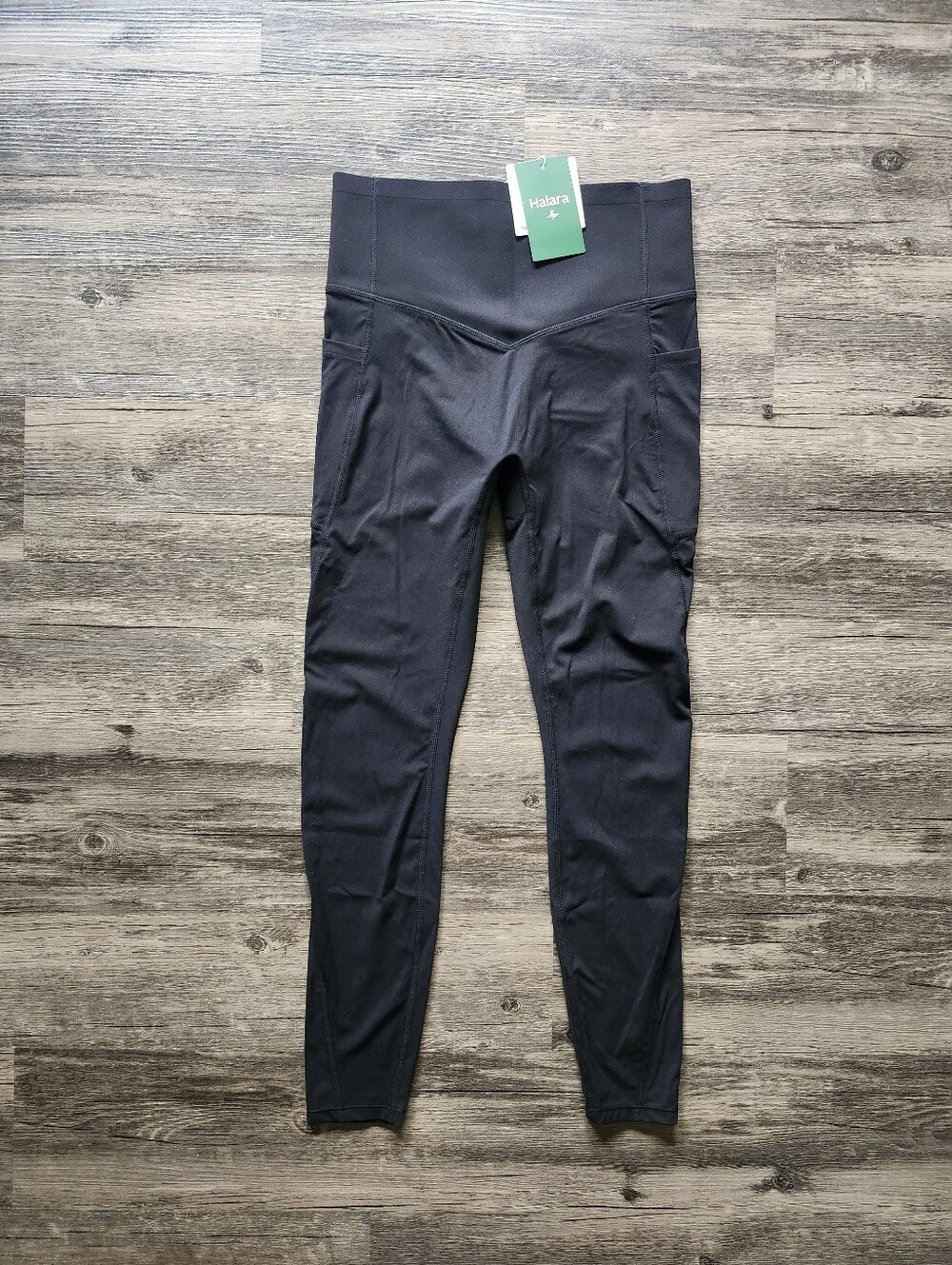 NWT HALARA Ultra Sculpt Black High-Rise Pocket Athletic Leggings